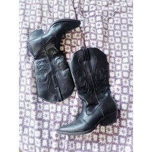 Black Cowboy Boots